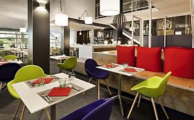 ibis Poitiers Site du Futuroscope