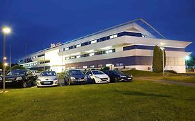 ibis Poitiers Site du Futuroscope